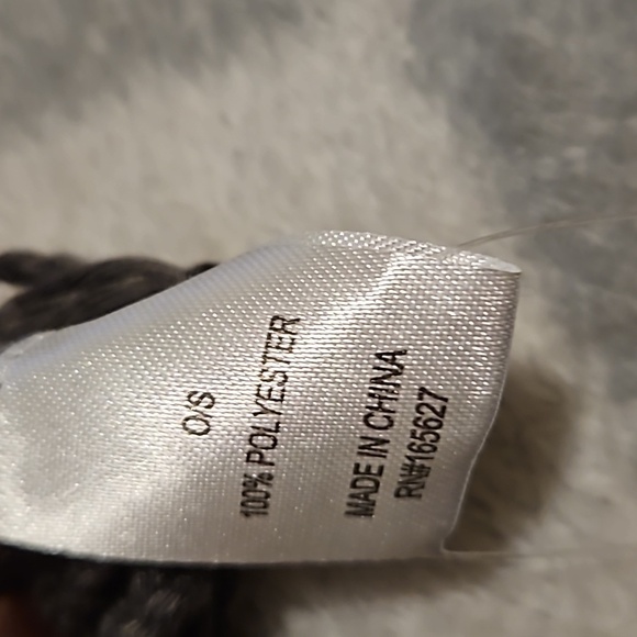 3 Comfy Thread Womens Gray Black Brown 100% Polyester Fringed Scarves Wraparound - Picture 8 of 9